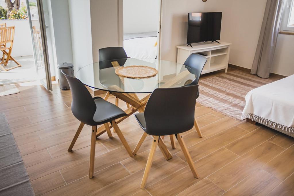 Lovely & Bright Renovated Apt. W/ Balcony In Lagos Exterior photo